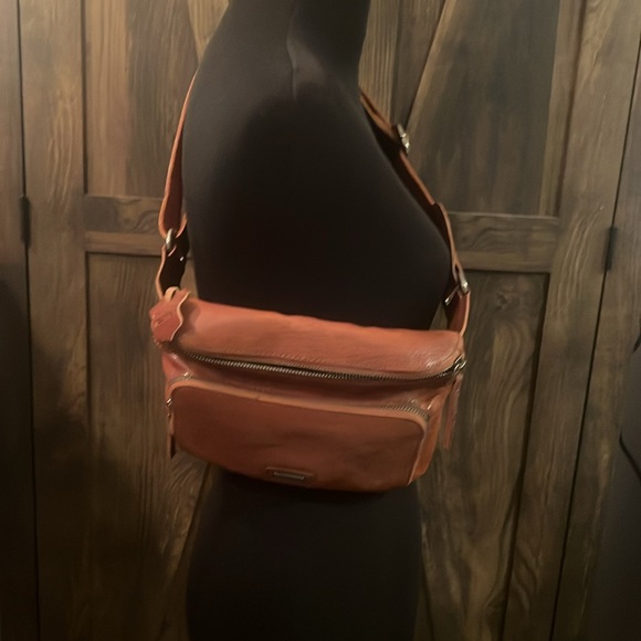 SPIKES & SPARROW pre love like new - Picture 2 of 9